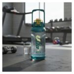 Botella Caramañola Deportiva Gimnasio 2 Litros Manija Verde - Imagen 4