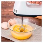 Batidora De Mano Scarlett Con Paletas Batidoras Y Amasadores Blanco - Imagen 4