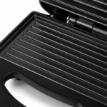 Sandwichera Eléctrica Grill Placas Antiadherentes 750W - Imagen 3