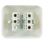 Toma MOLVENO Exterior Unipolar 2P+T con Interruptor - Imagen 3