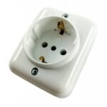 Toma MOLVENO Schuko Exterior 2P+T - Imagen 2